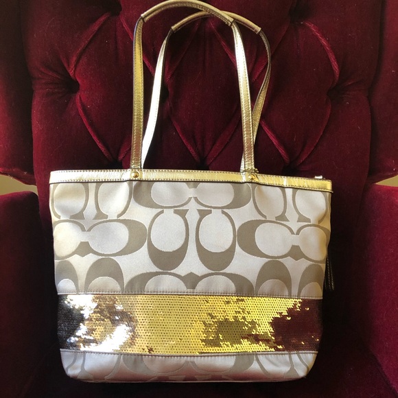 COACH! Gorgeous khaki w GOLD sequin GLAM  purse - Picture 1 of 8
